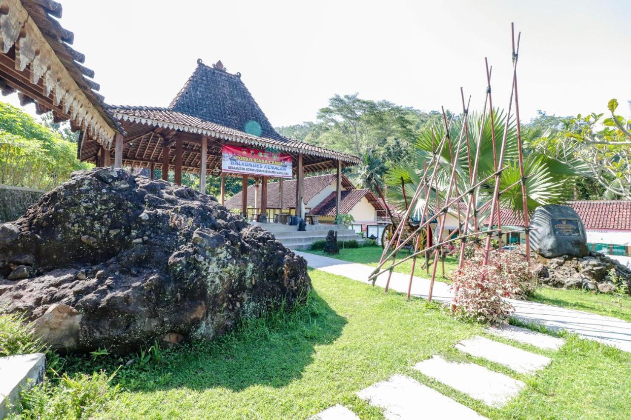 Hotel Balkondes Kenalan Magelang Exterior foto