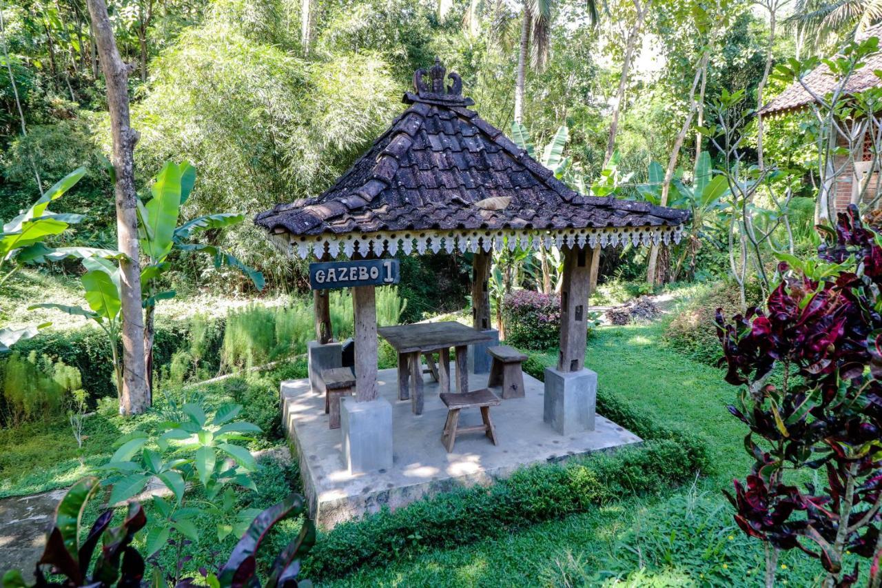 Hotel Balkondes Kenalan Magelang Exterior foto