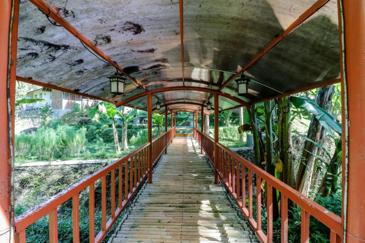 Hotel Balkondes Kenalan Magelang Exterior foto