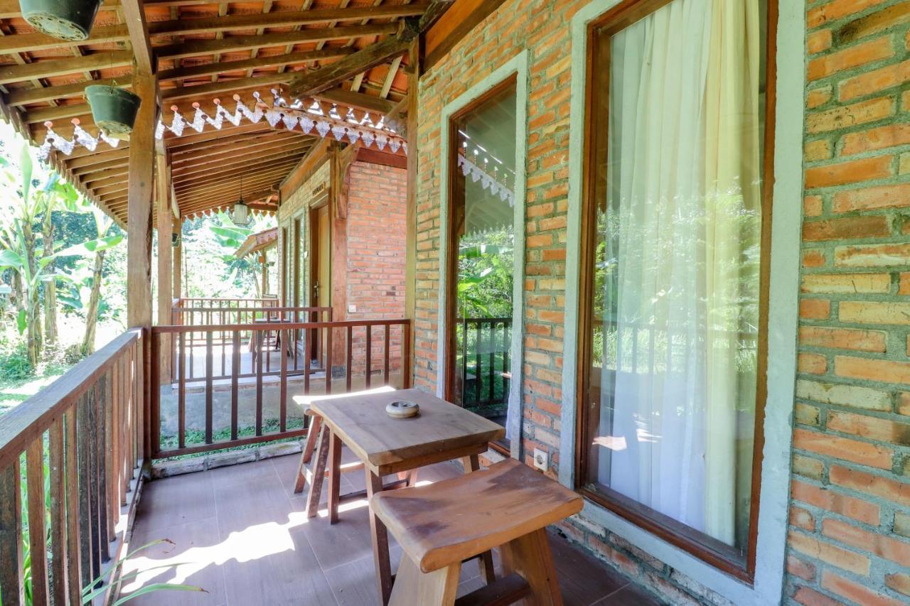 Hotel Balkondes Kenalan Magelang Exterior foto